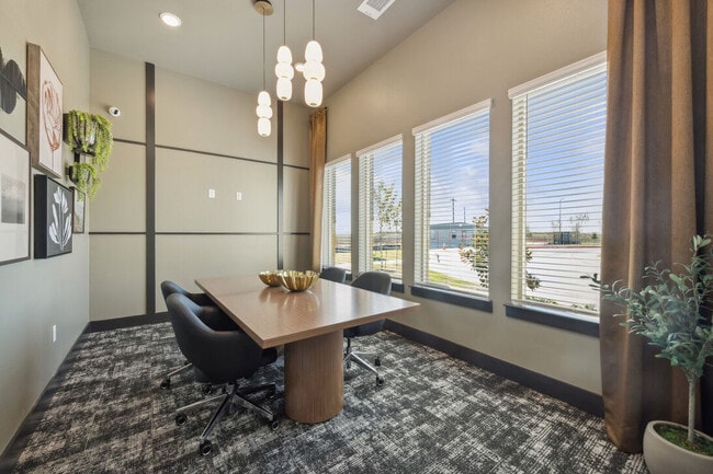 Building Photo - Ascend on Potranco
