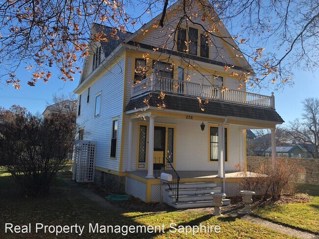 Foto del edificio - 3 br, 1 bath House - 206 S. 5th Street