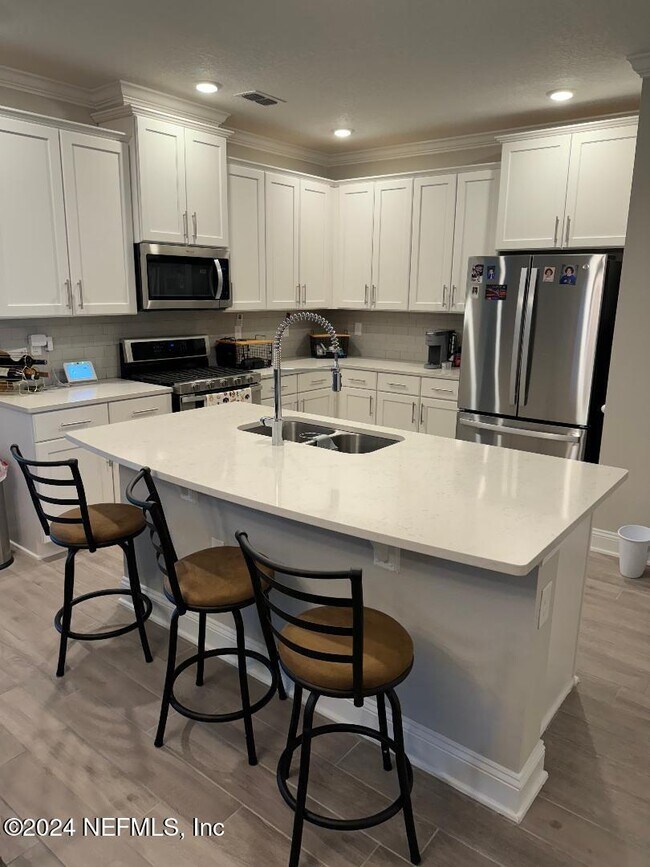 Foto del edificio - 172 Greenway Ln