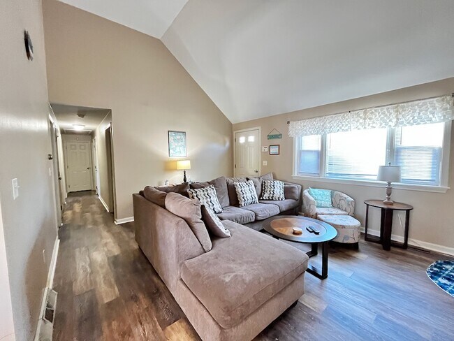 Foto del edificio - 94 Cottonwood Ln