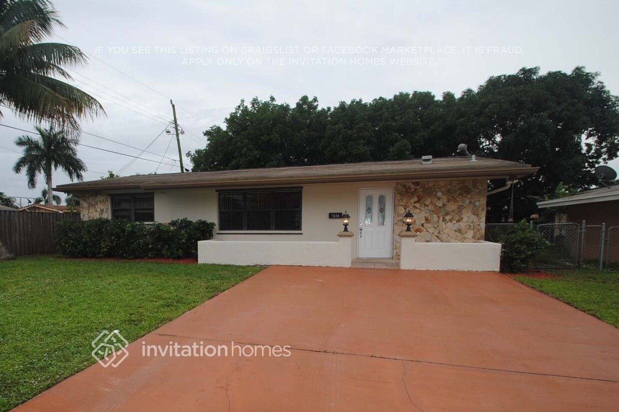 Foto principal - 7670 NW 11th Ct