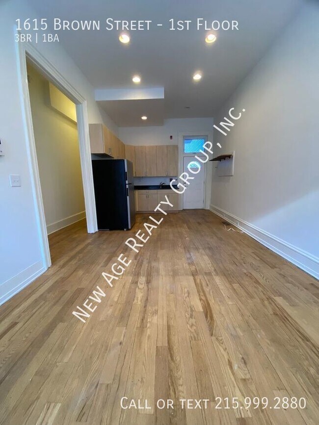 Building Photo - Welcome to 1615 Brown Street!