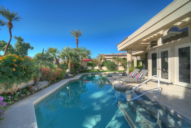 Foto del edificio - 75273 Spyglass Dr