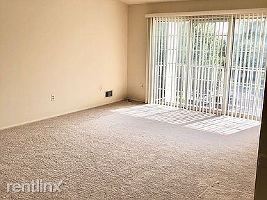Building Photo - 2 br, 2 bath Condo - 473 Northam Drive