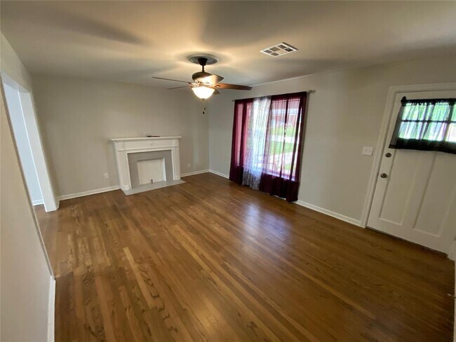 Foto del edificio - 3200 NW 43rd St