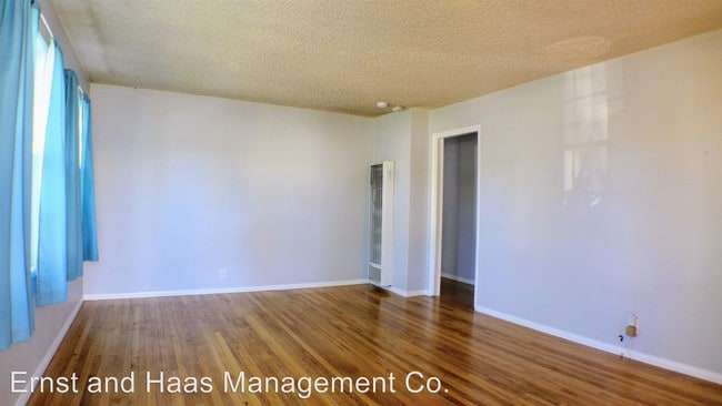 Building Photo - 3 br, 2 bath House - 918 E. 118th St.