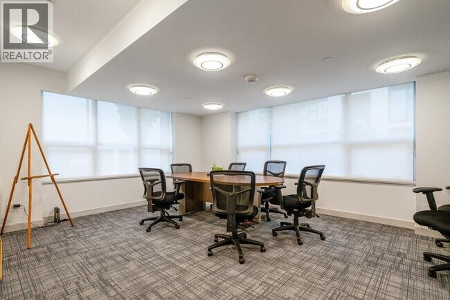 Photo du bâtiment - 5665 Boundary Rd