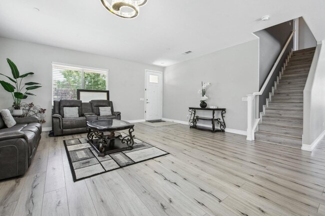 Building Photo - 6958 Stanza Ct