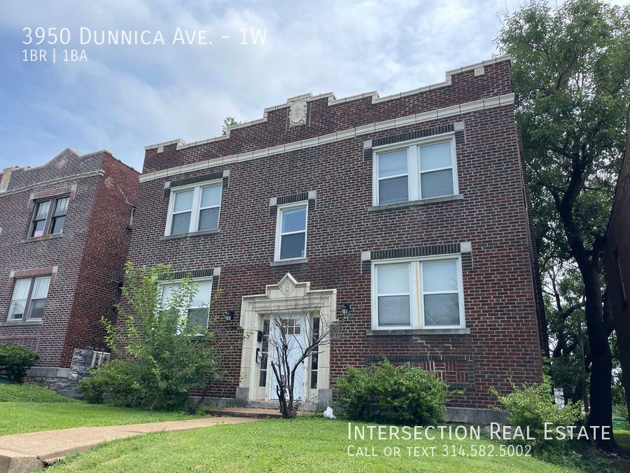 Foto principal - Classic Dutchtown 1bd/1ba Apartment w/ Sep...