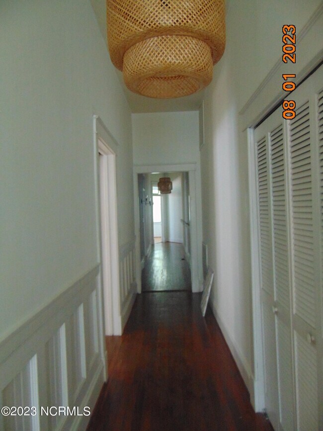 Foto del edificio - 215 Dock St