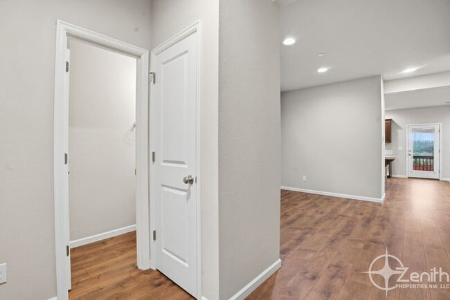 Foto del edificio - 9019 N Dogwood St