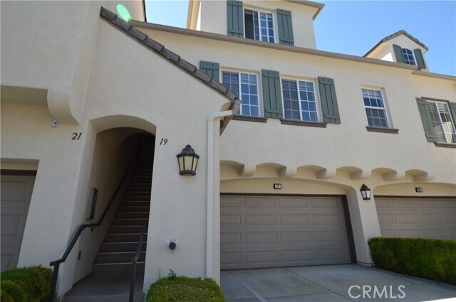 Building Photo - 19 Cabazon