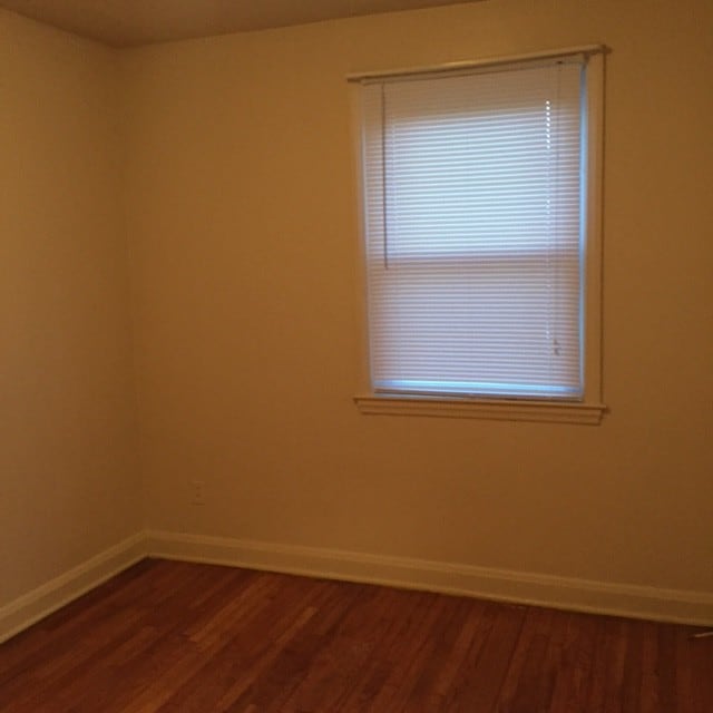 Photo - 5813 Chinquapin Pkwy (Baltimore, MD) House