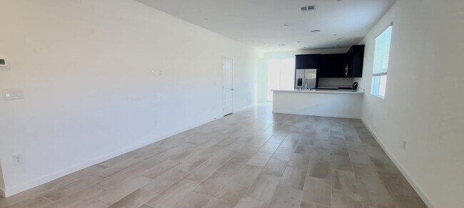 Foto del edificio - 9500 Sequoia Rdg Ave