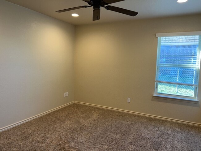 Building Photo - 5703 Luminous Ln