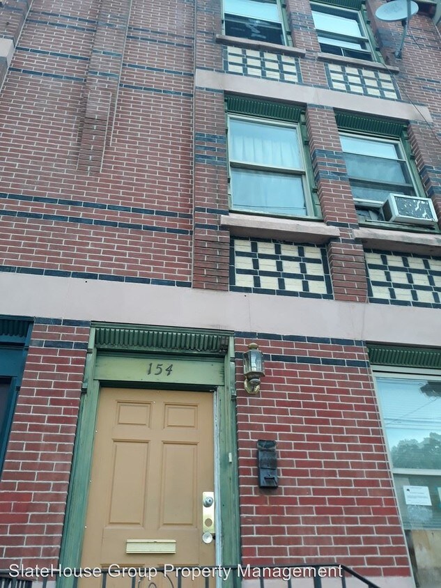 154 W Hanover St, Trenton, NJ 08618 Room for Rent in Trenton, NJ