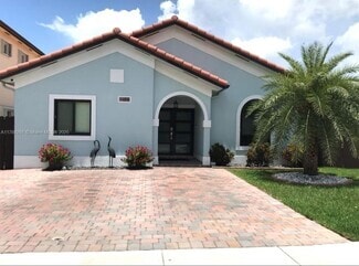 Building Photo - 4400 SW 164th Path