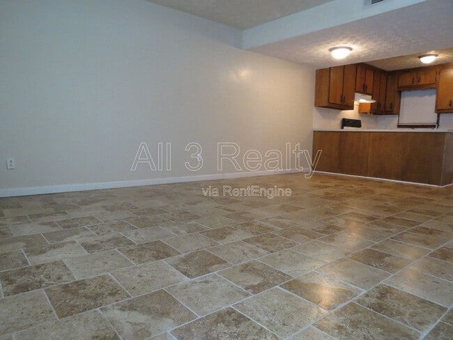 Foto del edificio - 310 S Jeff Davis Dr