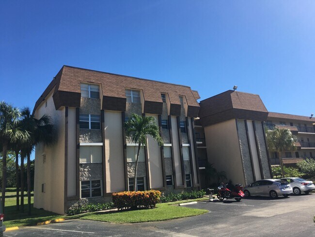 Building Photo - 6000 NW 2nd Ave