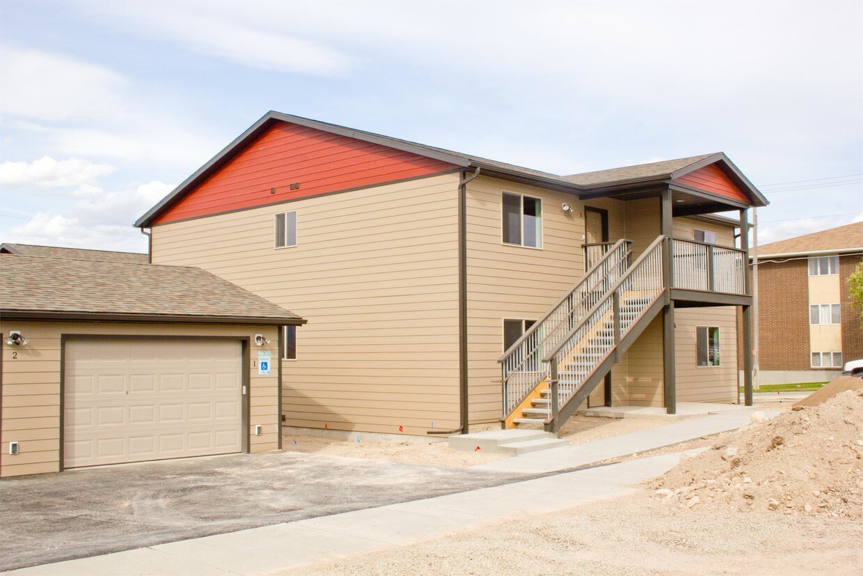 1220 Laurel St Unit 2, Helena, MT 59601 Apartment for Rent in Helena