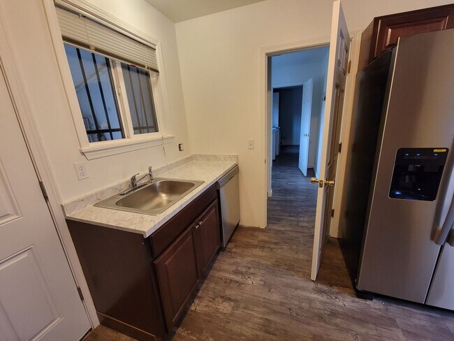 Foto del edificio - Welcome Home - Available Now