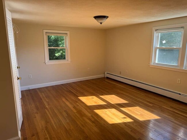 Photo - 57 Maynard Rd House