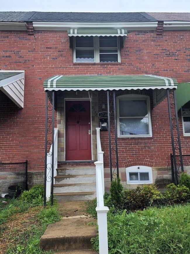 Building Photo - 3738 10th St