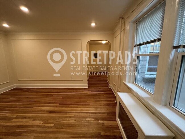 Foto del edificio - 1 bedroom in Boston MA 02135