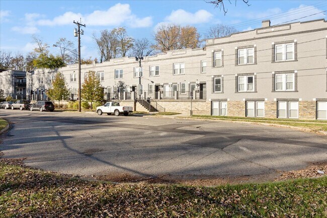 Foto del edificio - 2827 Ashland Ave