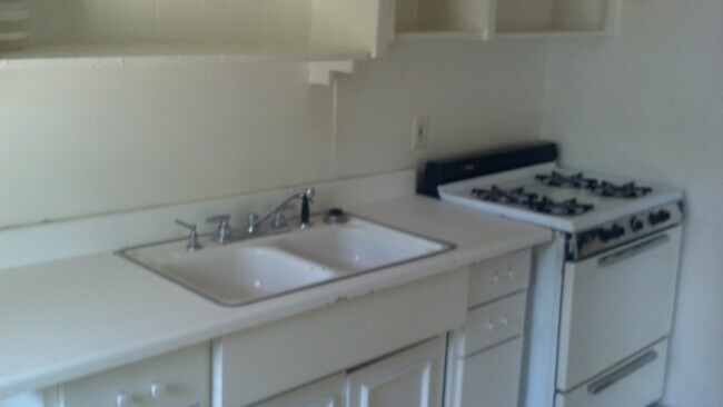 Foto del edificio - Welcome to Your Ideal Home: 3-Bedroom, 1.5...