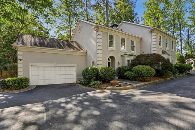 Foto del edificio - 1536 Oak Grove Rd