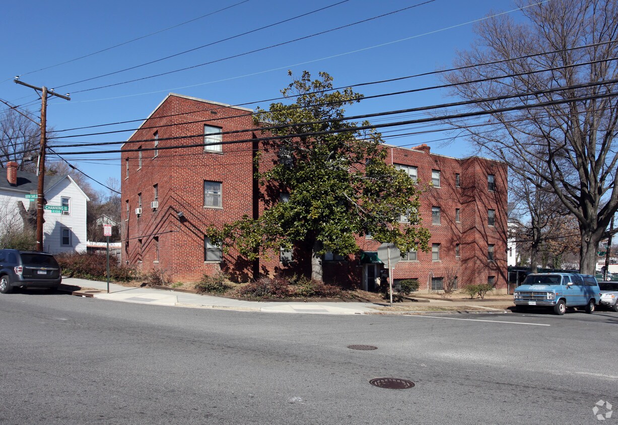 Primary Photo - 2100 Channing St NE