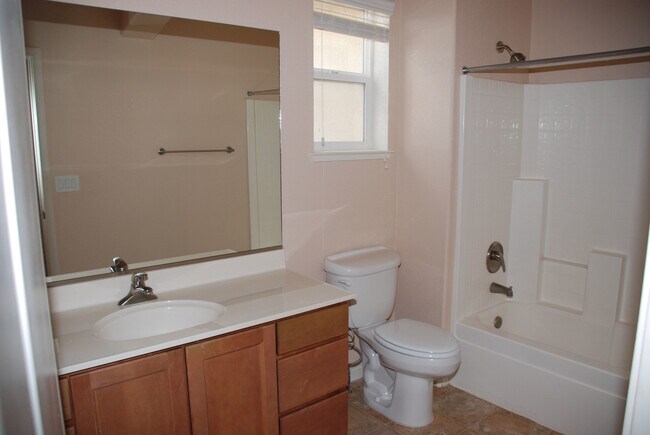 Foto del edificio - New Northwest Reno 3 Bedroom Home.