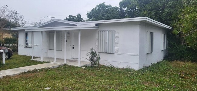 Building Photo - 265 NW 135th St