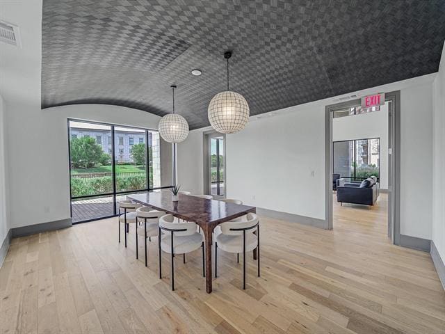 Building Photo - 2700 Old Denton Rd