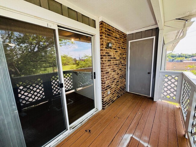 Foto del edificio - 3 Bedroom 2 Bath Condo