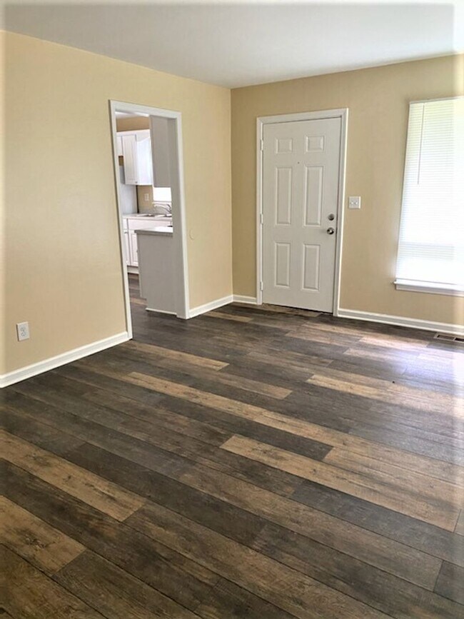 Foto del edificio - Move In Special!! 1/2 Off First Month's Re...