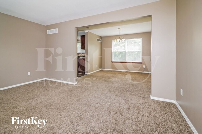 Foto del edificio - 14345 River Oaks Ct