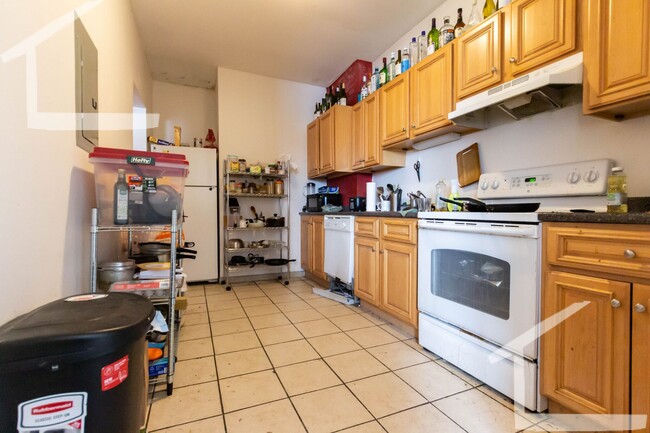 Foto del edificio - 9/1 Great 5BR/2BA deal near B/C/D trains, ...