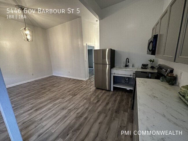 Foto del edificio - 5446 Governor Barbour St