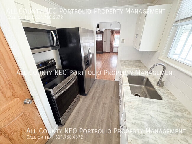 Foto del edificio - 1463 E Whittier St