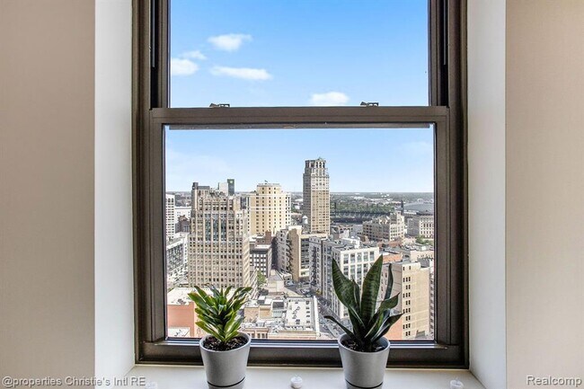 Foto del edificio - 1135 Shelby St