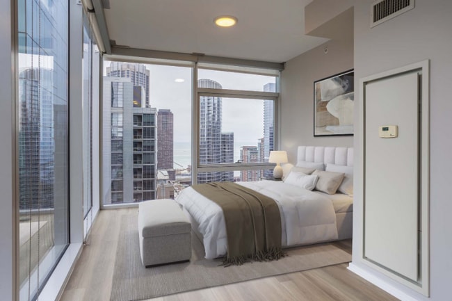 Building Photo - 500 N St Clair St