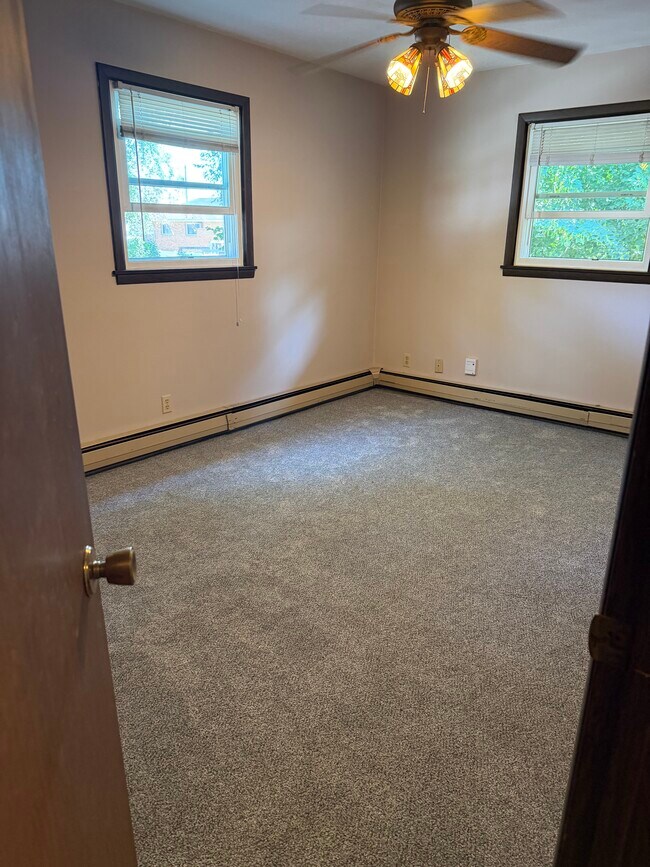 Dormitorio 2. - 722 Dale St