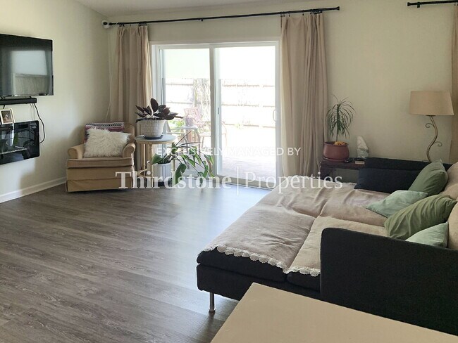 Foto del edificio - 5611 Ellis Trace Dr
