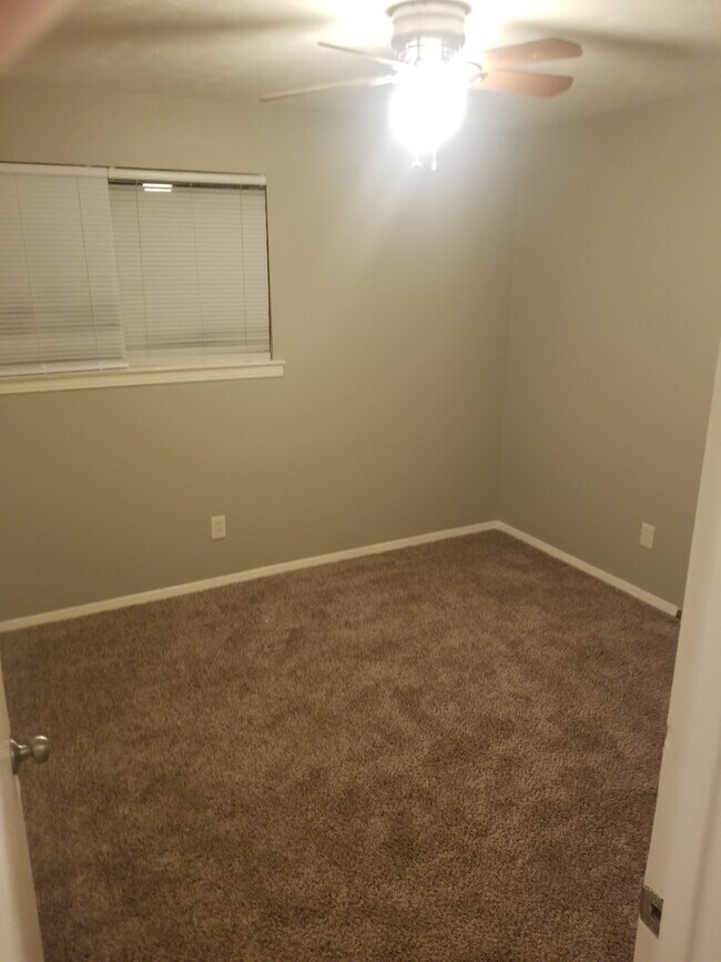 Foto del edificio - 1335-1337 Halcomb ln- Frayser Duplex
