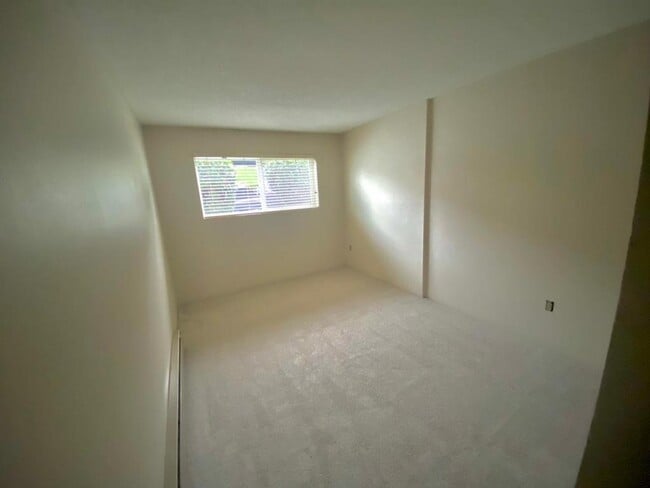 Photo - 15210 Macadam Rd S House