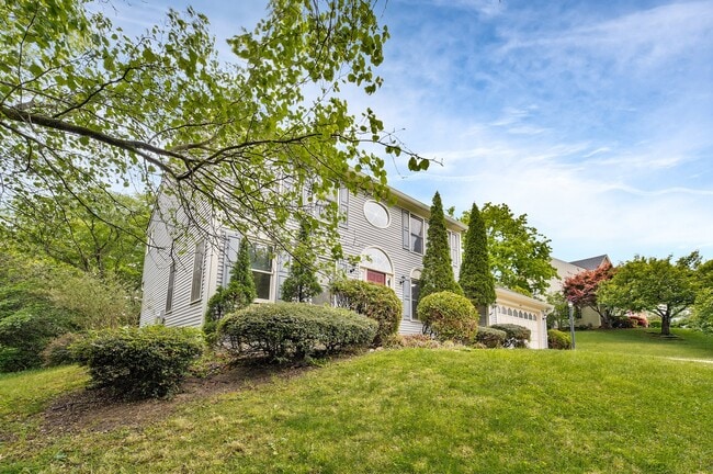 Building Photo - 4287 Exeter Dr