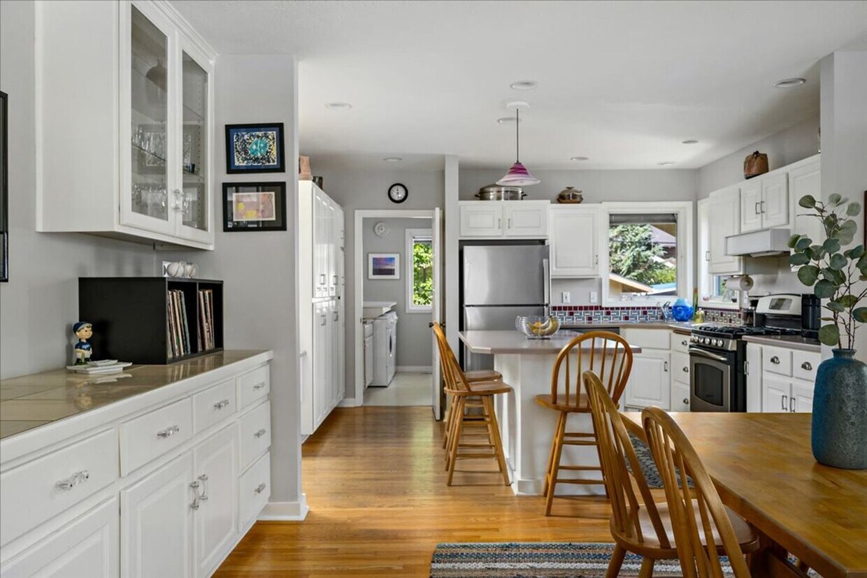 Primary Photo - Rare North End Home for Rent