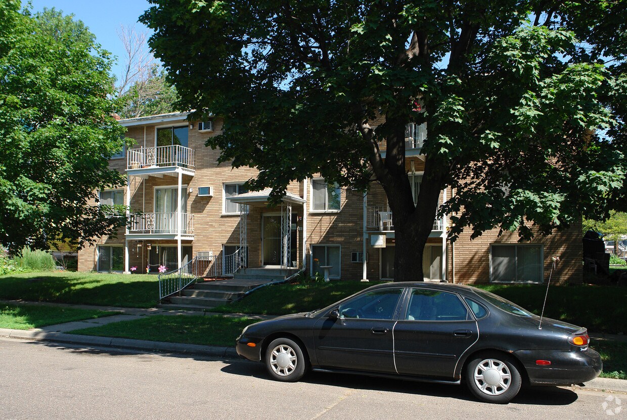 Building Photo - 1475 Wynne Ave